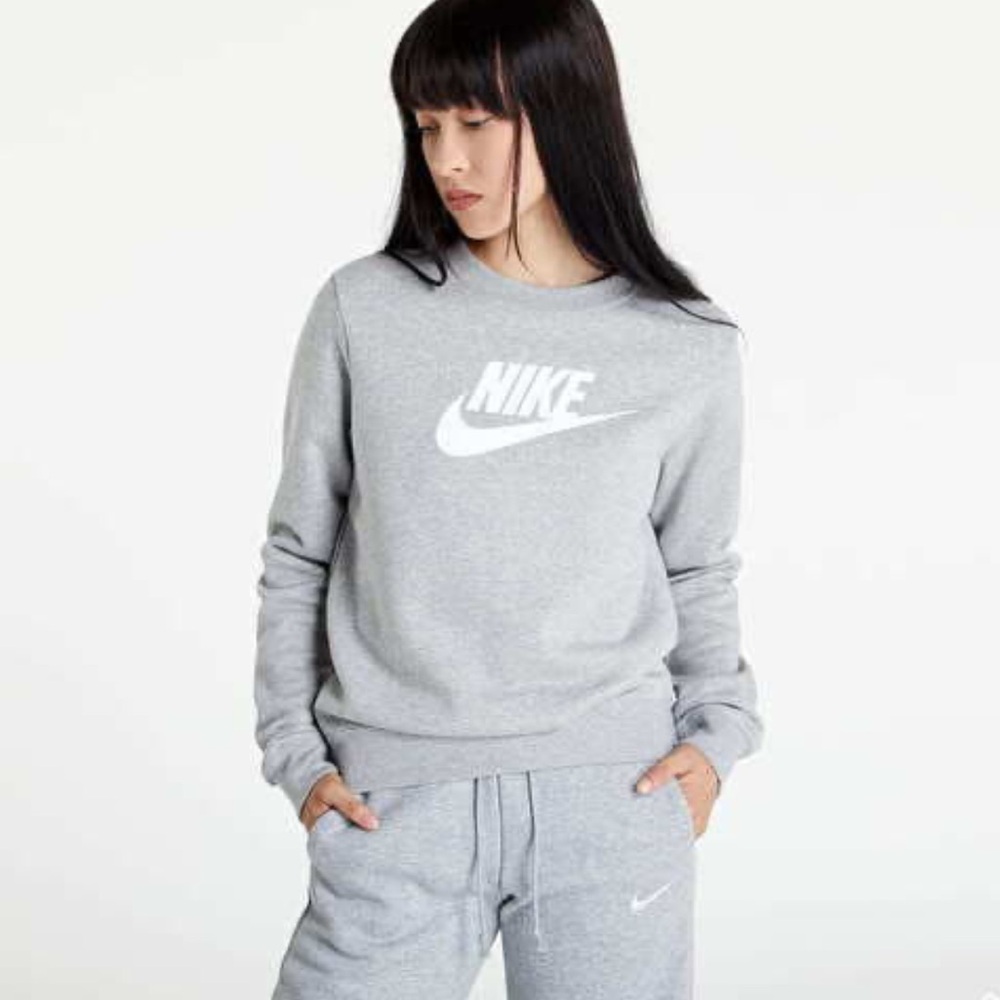 NWOT Nike Club Fleece Sportswear Hoodie